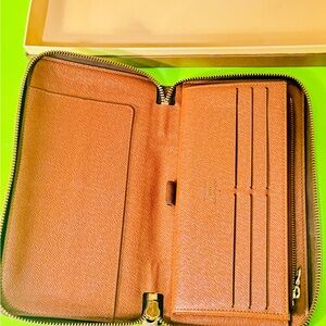 Louis Vuitton Monogram Zipper round XXL Long wallet